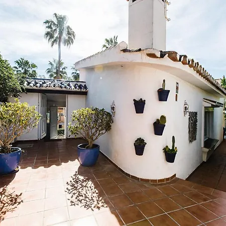 Authentic 3 Bedroom With Pool Villa