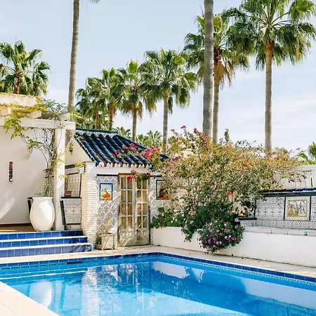 Authentic 3 Bedroom With Pool Marbella