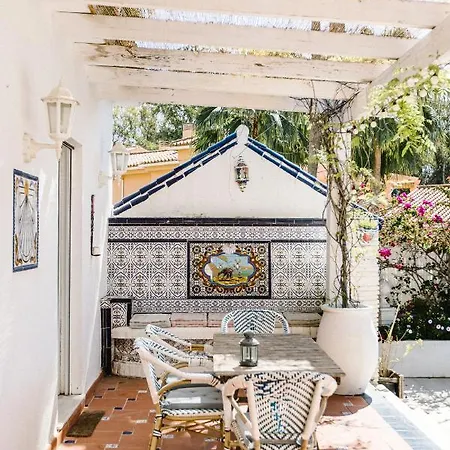 Authentic 3 Bedroom With Pool Villa Marbella